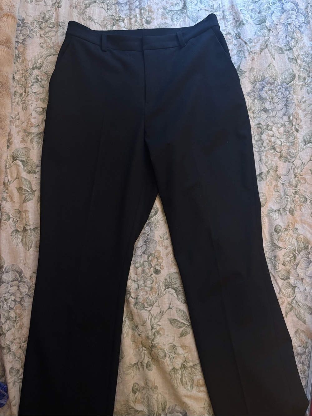 Uniqlo Black Trouser with Stretch